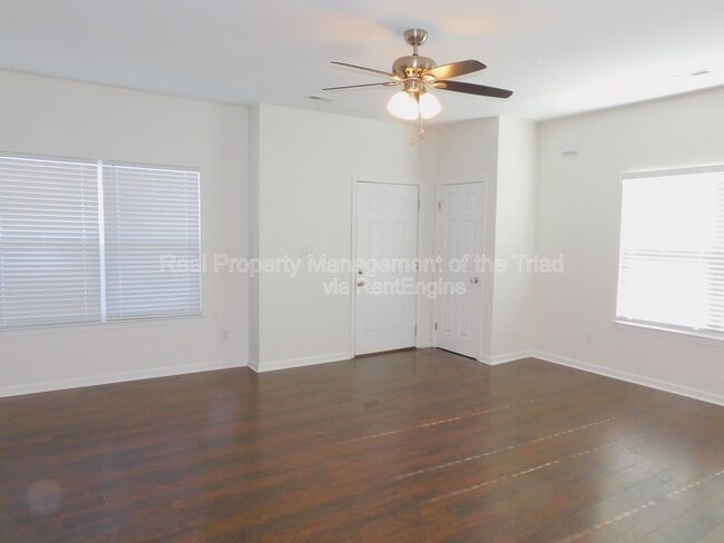 Building Photo - 117 Sommerwall Pl