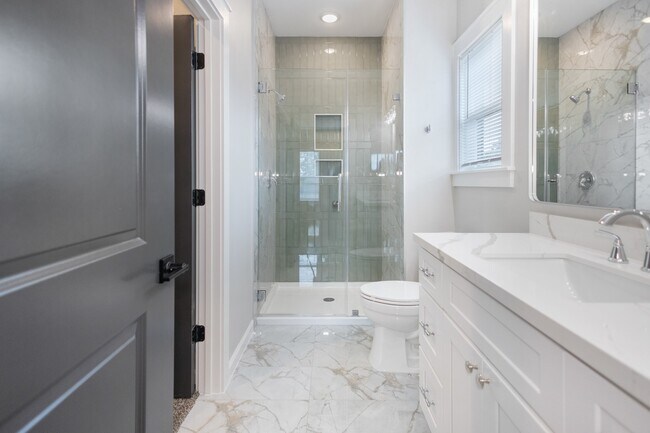 Building Photo - 5036 Mallow St