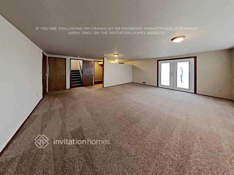 Building Photo - 16412 106th St Ct E