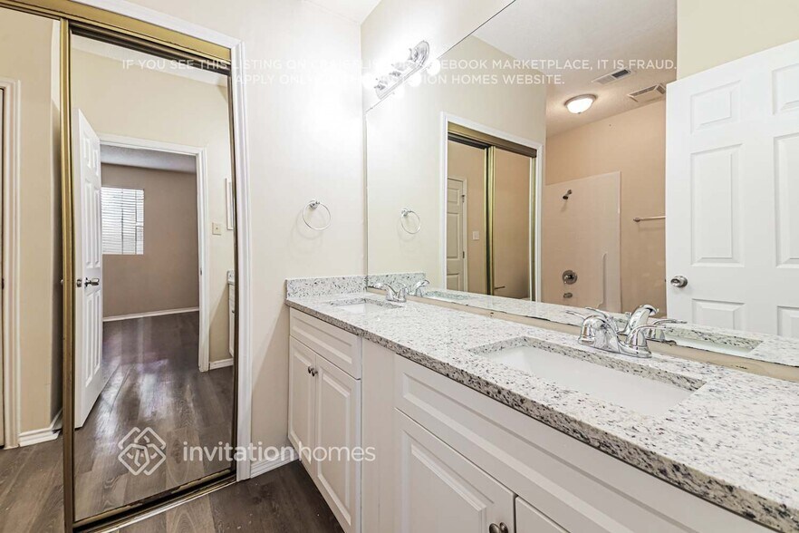 Building Photo - 2146 Falcon Ridge Dr