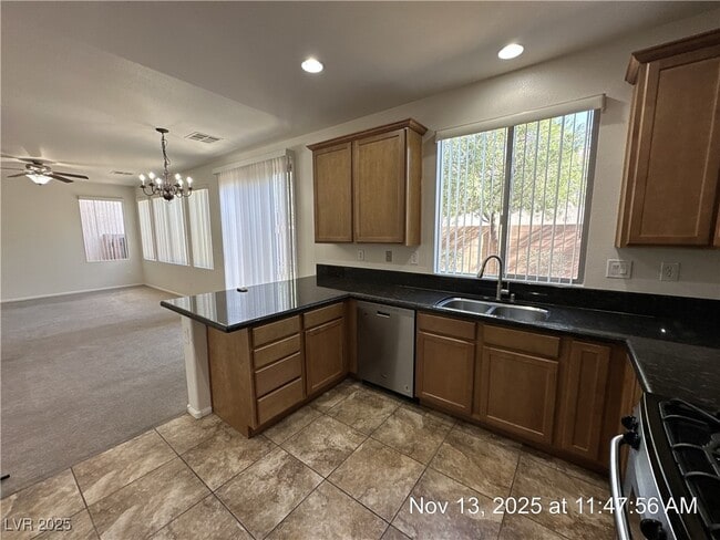 Building Photo - 10632 Peach Creek St