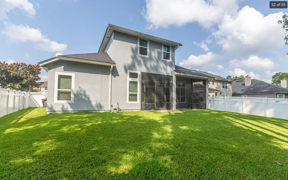 Building Photo - 148 Woodcross Dr
