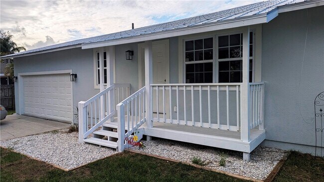 Building Photo - 795 Rolling Hill Dr