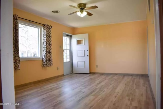 Building Photo - 44 N Ardmoor Ave