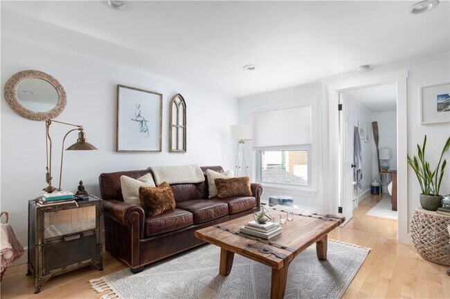 Building Photo - 22 Dearborn St