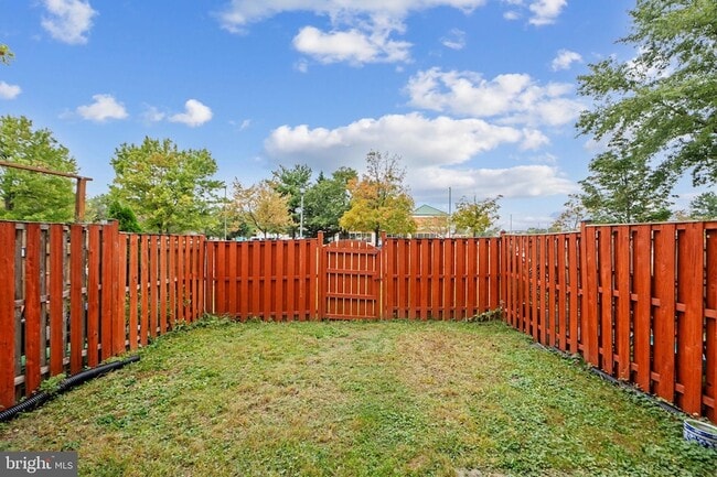 Building Photo - 6591 Ewald Ct