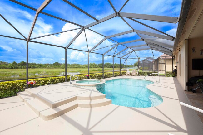 Building Photo - 923 SW Grand Reserves Blvd