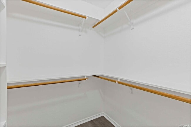 Building Photo - 3045 Pine Valley Dr