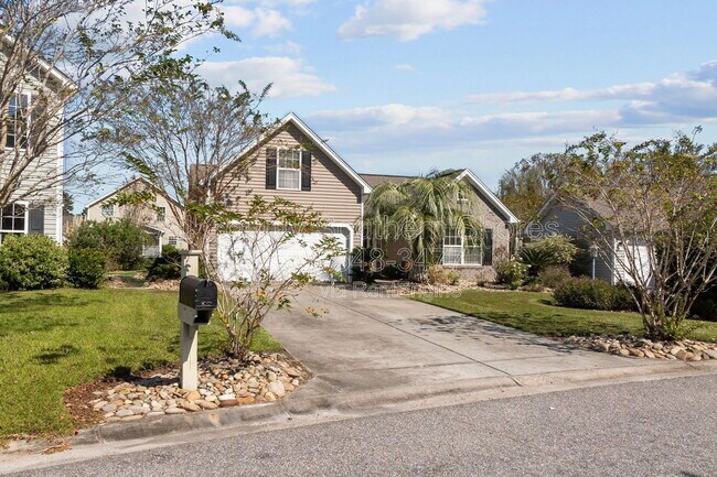 Building Photo - 359 Vesta Dr