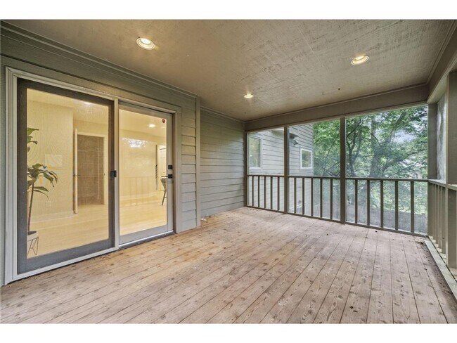 Building Photo - 17711 Creek Ridge Pass