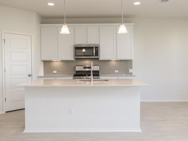 Building Photo - 13509 Feldspar Dr