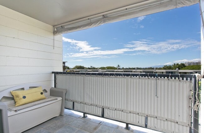 Building Photo - 3805 Kanaina Ave