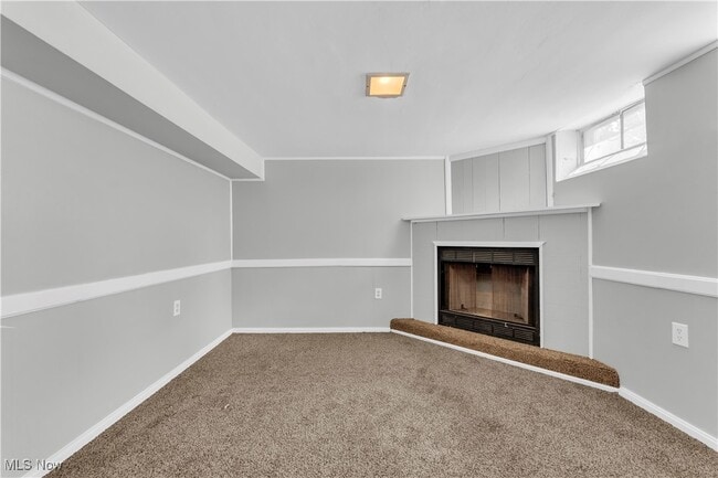 Building Photo - 856 E 237th St