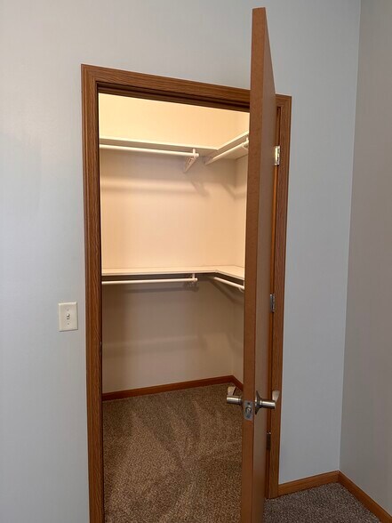 Building Photo - 1065 Reimer Rd