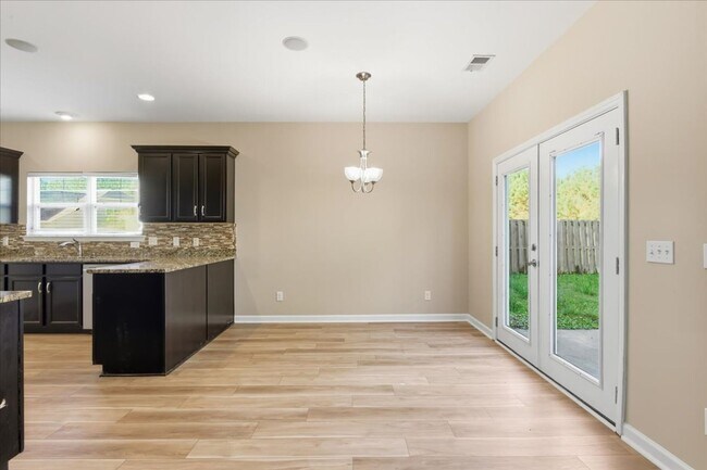 Building Photo - Spacious 5-Bedroom Home in the Live Oak Community – Richmond Hill, GA