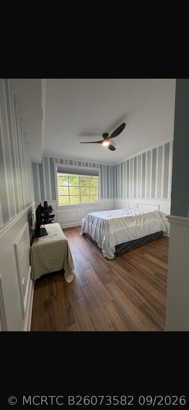 Building Photo - 6301 Myrtlewood Cir W