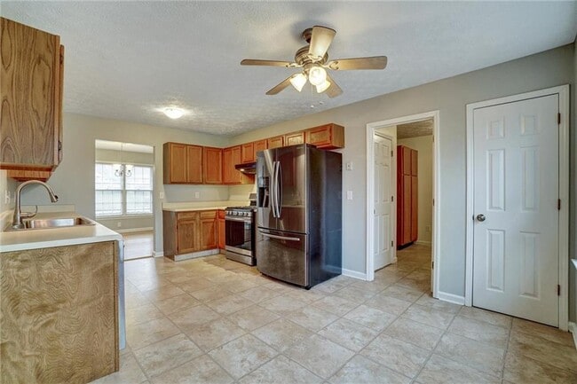 Building Photo - 4846 Olde Mill Dr