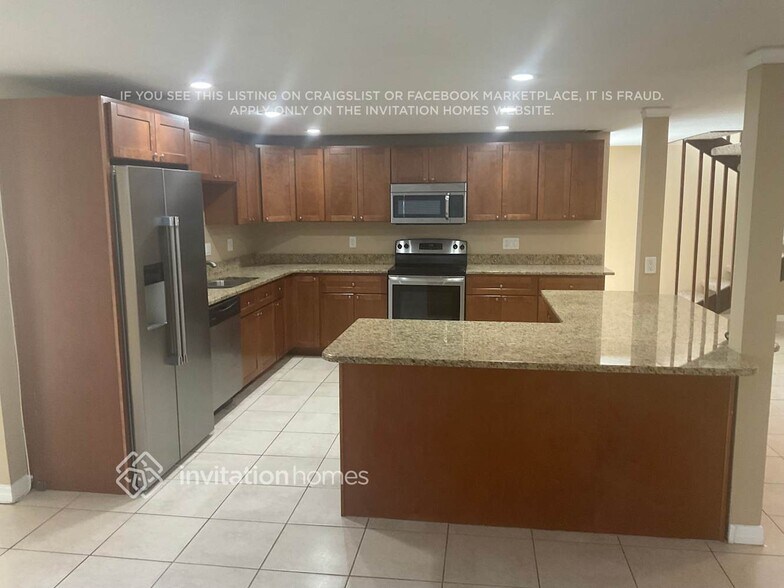 Building Photo - 1021 Brookside Dr
