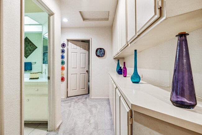 Building Photo - 75355 Santa Fe Trail