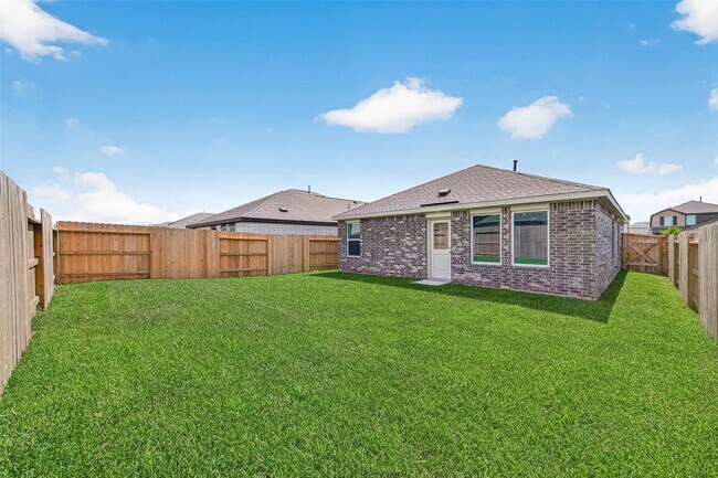 Building Photo - 16846 Spotted Oak Dr