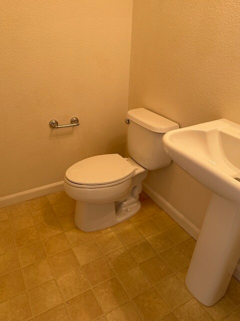 Building Photo - Patterson, Diablo Grande 3 bedroom 2.5 Bathroom Home.