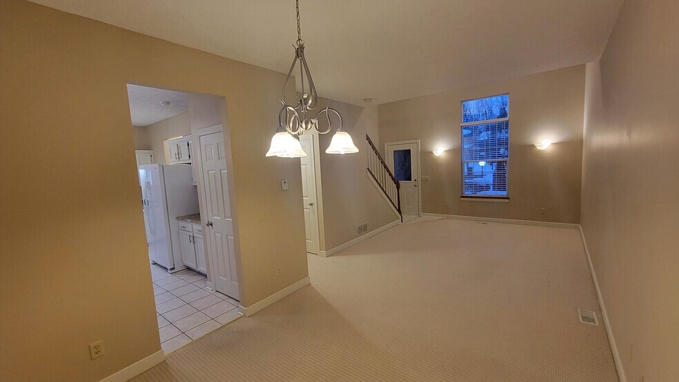 Building Photo - 2158 Kenyon St. N.E.