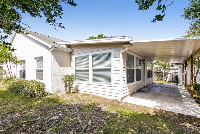 Building Photo - 26808 Haverhill Dr