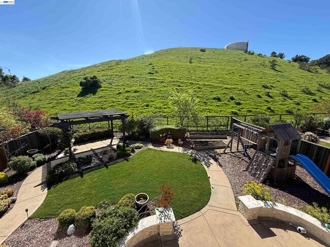 Building Photo - 7826 Kelly Canyon Pl