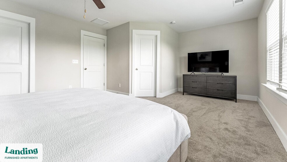 Building Photo - 1060 Orangeburg Rd