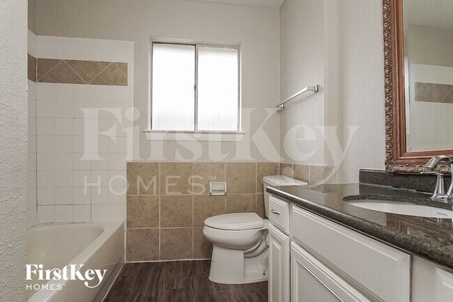 Building Photo - 7714 Dawnridge Dr