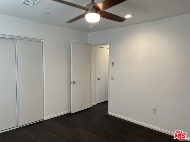 Building Photo - 2877 Gram Dr