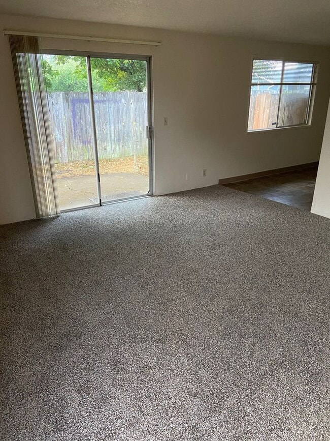 Building Photo - 4117 Bluebelle Way