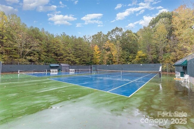 Building Photo - 3439 12 Oaks Pl