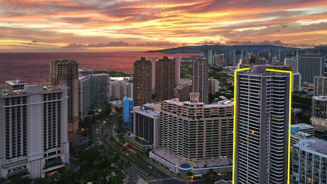 Building Photo - 1910 Ala Moana Blvd