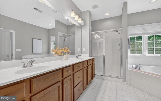Building Photo - 7897 Carbondale Way