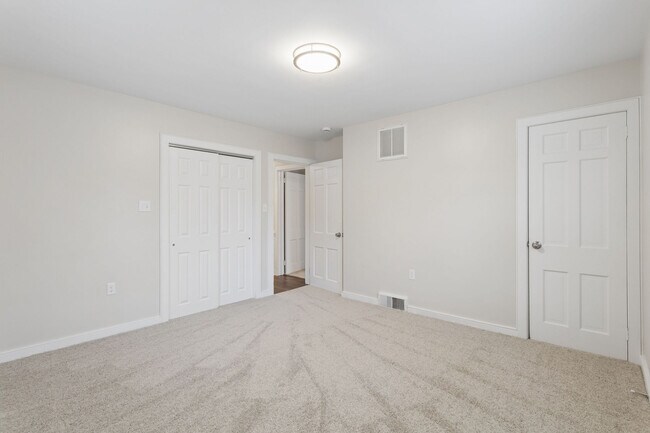 Building Photo - 127 Bell Ave