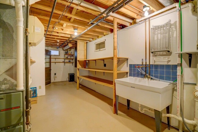Building Photo - 5117 Hackney Way