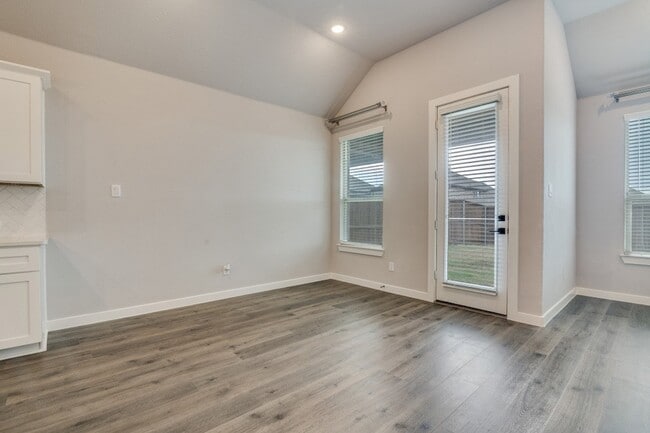 Building Photo - 7015 Hopper Ct