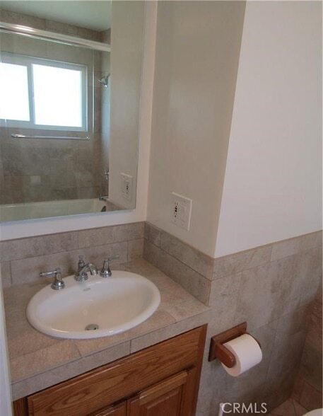 Building Photo - 8901 Shore Cir