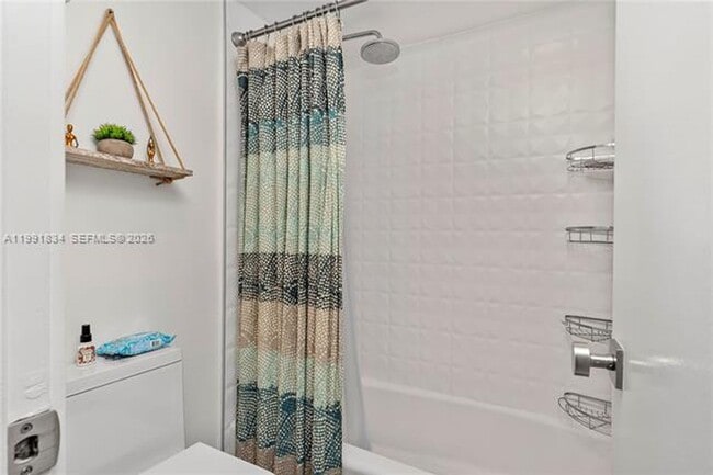 Building Photo - 777 NE 62nd St