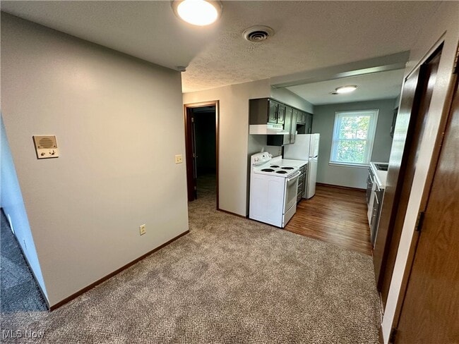 Building Photo - 4780 Pin Oak Dr