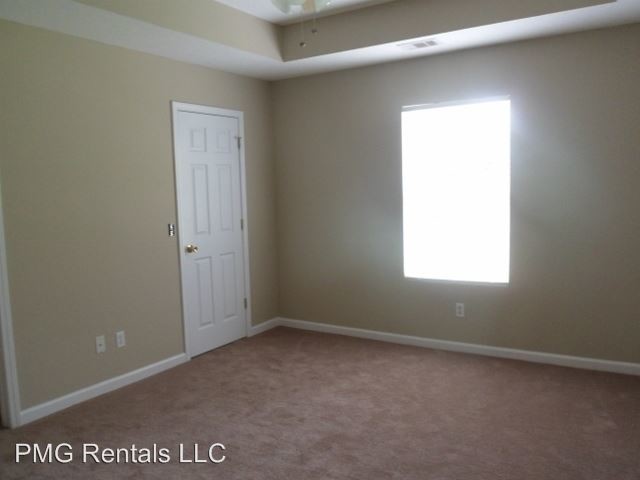 Building Photo - 9000 Whispering Pines Blvd
