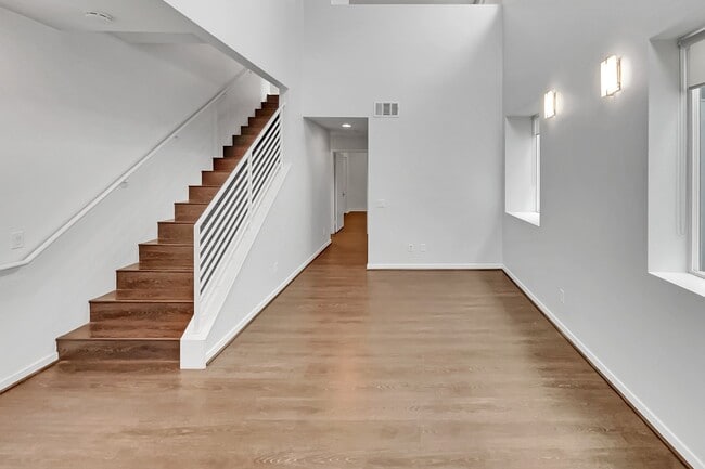 Building Photo - 1536 N Mercury Dr