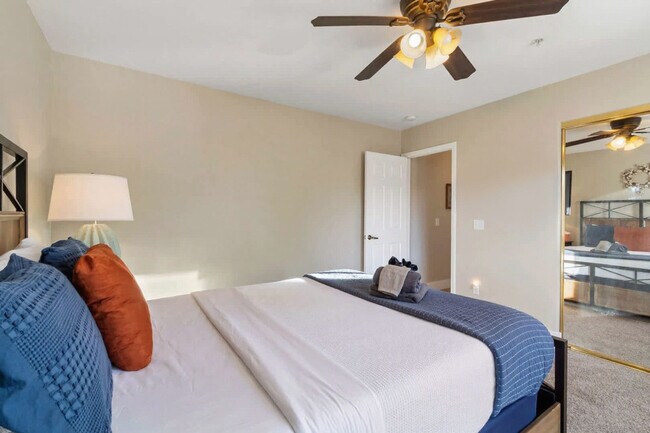 Building Photo - 627 Elmersville Rd