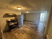 Building Photo - 663 E Market St