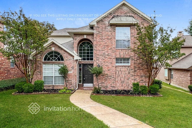 Building Photo - 1755 Cresthill Dr