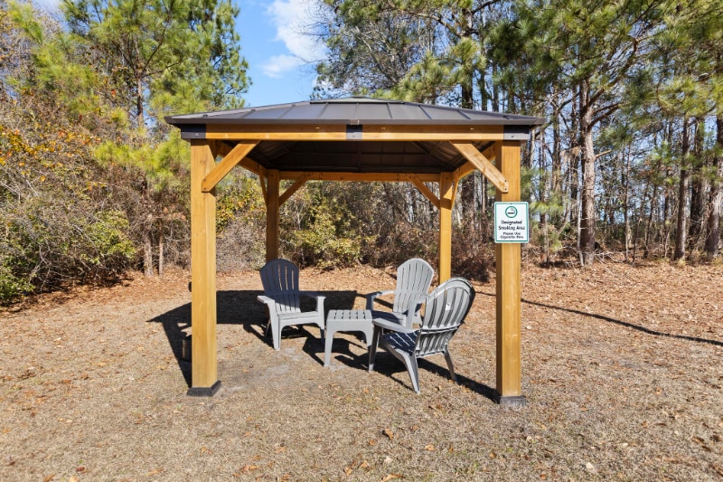 Building Photo - 1122 NC-210