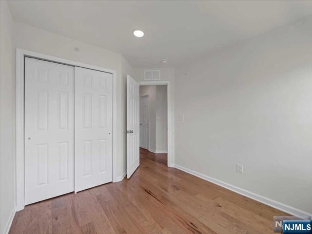 Building Photo - 12 Litchfield Ln