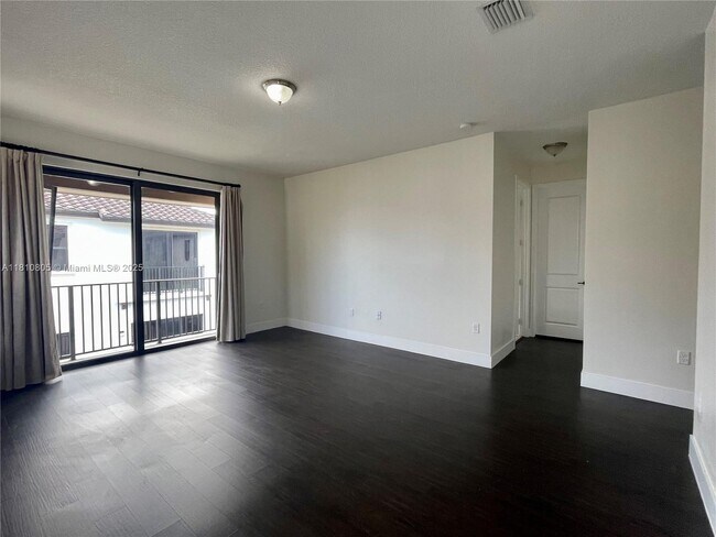 Building Photo - 3316 W 98th Pl