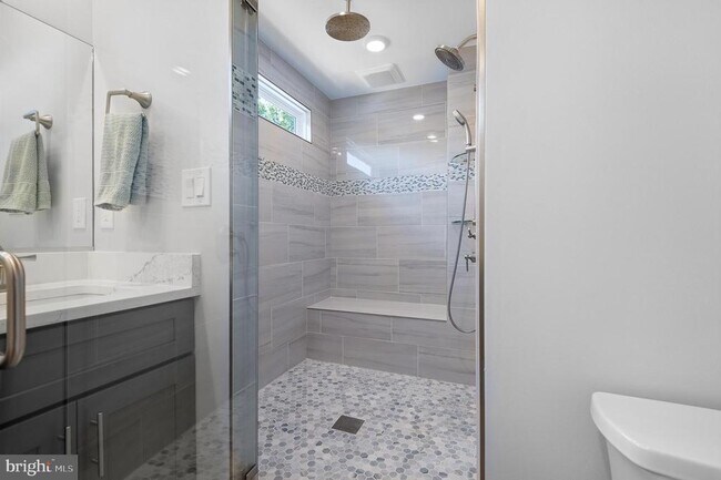 Building Photo - 1615 Spottsworth Way